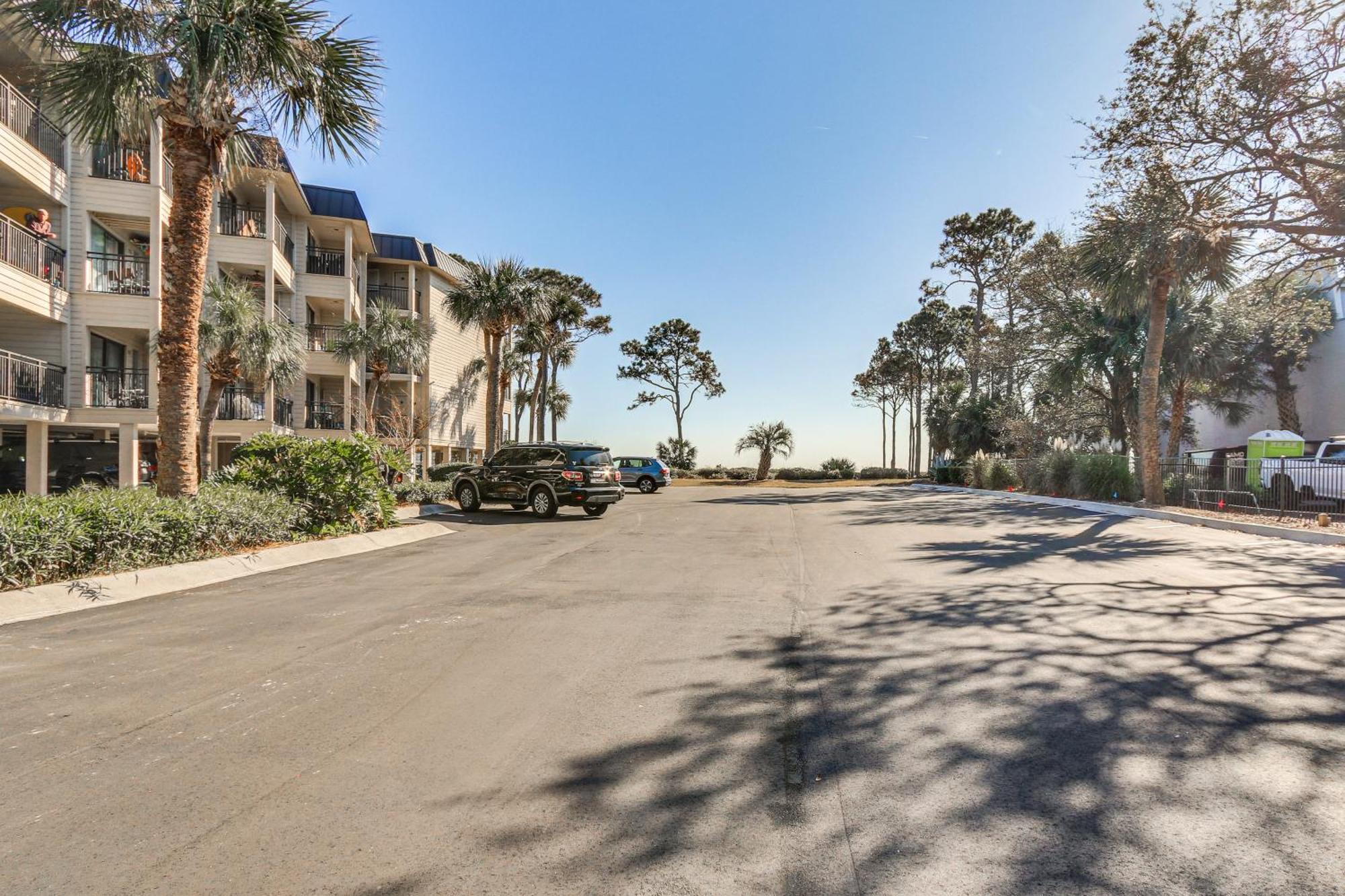 Coastal Condo With Pool And Direct Beach Access! ヒルトンヘッドアイランド エクステリア 写真