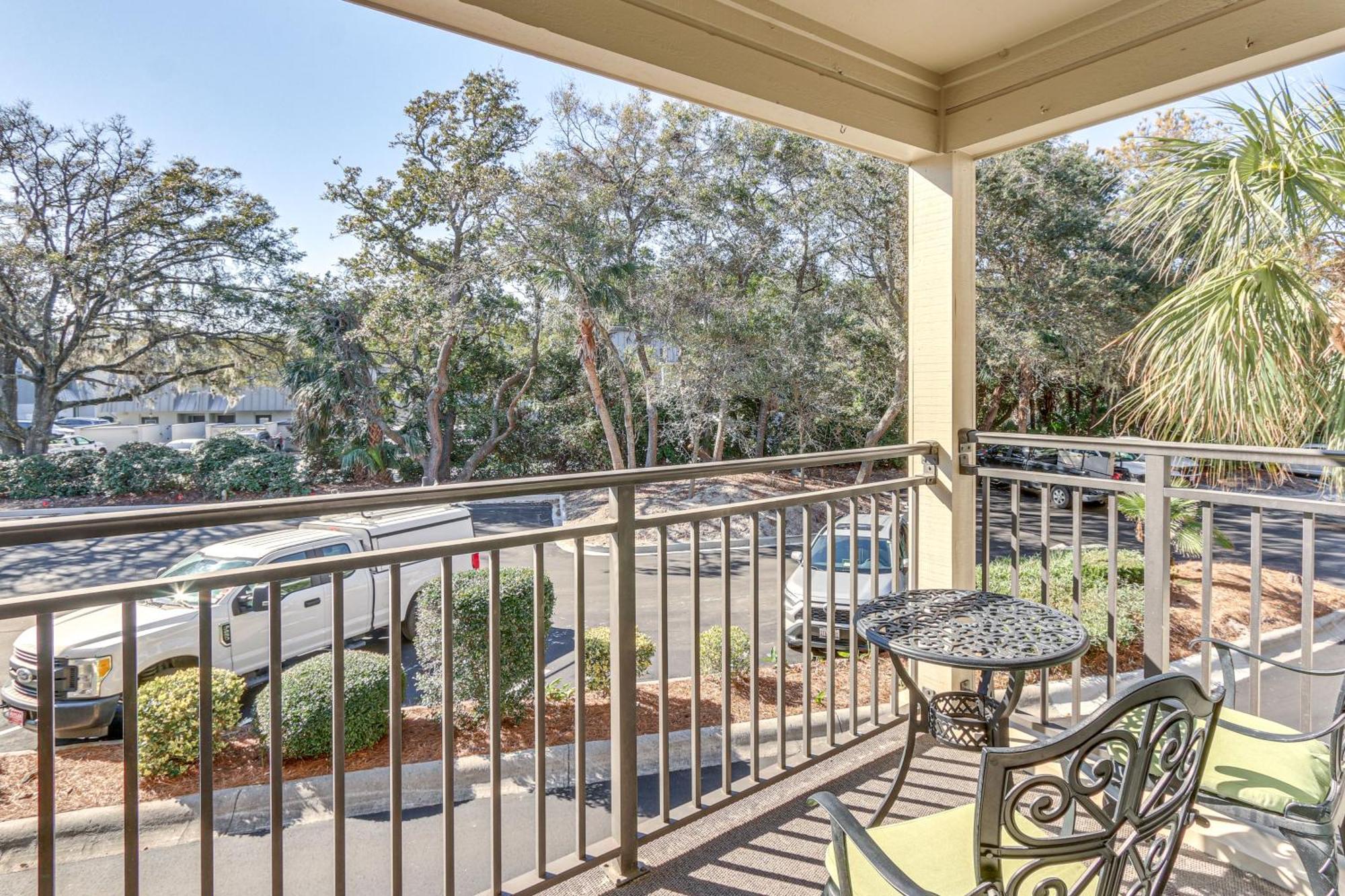 Coastal Condo With Pool And Direct Beach Access! ヒルトンヘッドアイランド エクステリア 写真